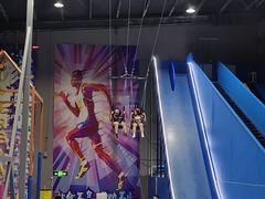 -超时空蹦床团建·VR潮玩运动娱乐·生日派对游乐园(金桥店)