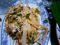 -蜗牛小馆醉乡民谣云南菜(惠新西里店)