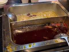 -百年川椒重庆老火锅(光谷店)