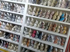 -翰皇直营洗衣洗鞋(望京鹿港店)