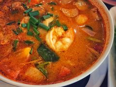 -两兄弟Song Pee Nong(2号店)