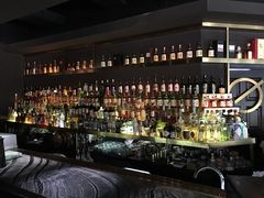 -UNI UNI(环亚凯瑟琳店)