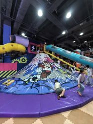 -欧酷世界动力星球(王府井奥莱UP TOWN店)