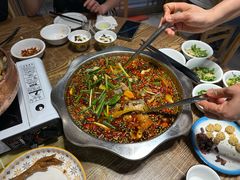 -乡土特色.冷锅鱼.牦牛肉汤锅