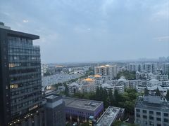 -上海虹桥祥源希尔顿酒店