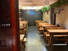 -万记麻辣烫国展总店