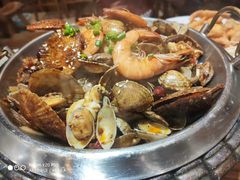 -东来菜馆•手抓海鲜家常菜•海鲜锅贴(鸽子窝店)