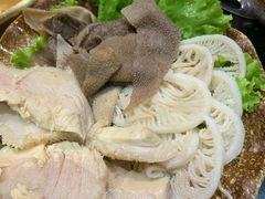 -顶顶汤火牛排火锅·经典铜锅涮肉