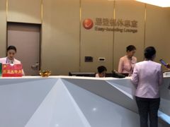 -白云机场易登机休息室