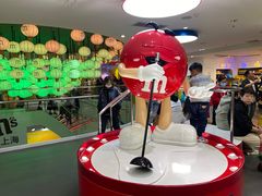 -m豆巧克力世界(上海世茂广场店)