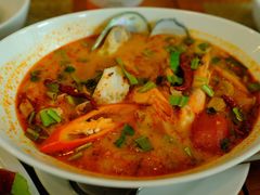 -Chom Cafe and Restaurant