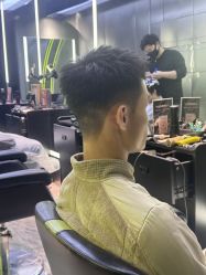 -不迫先生专业男士剪发