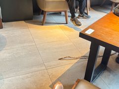 -星巴克(杭州湖滨银泰E区店)