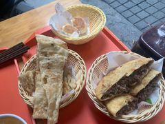 油饼-方中山胡辣汤(成都首店)