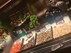 -钱小奴海鲜自助黑金店(杭州滨江龙湖店)