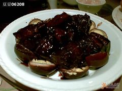 老妈红烧肉(肉有点老,味道还是不错的)-新南华大酒店(广中店)