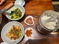-富正毅三下锅·湘西韵味(天门山索道店)