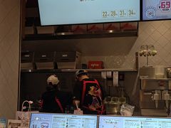 -DQ·蛋糕·冰淇淋(大宁国际商业广场店)