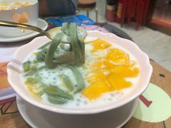 黄金孖宝绿茶拉面-甜心妈妈·榴莲星级糖水(北京路总店)