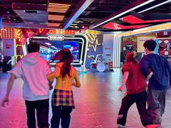 -DEDE APU潮玩运动聚乐部(观音桥店)