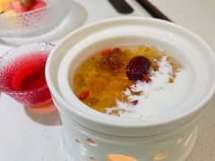 缤纷雪燕浸桃胶-川越泰火锅(吉利大厦店)