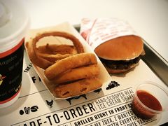 -FATBURGER 特富客汉堡(外交公寓店)