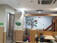 -德克士(通宝路店)