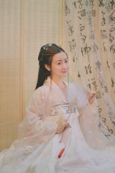 -汉仪华裳汉服馆(打浦桥店)