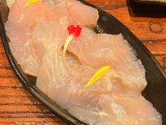 -老牌坊云南鱼豆花火锅(哈西万达店)