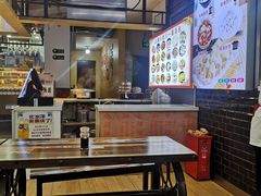大堂-重庆小面·抄手(解放碑好吃街店)