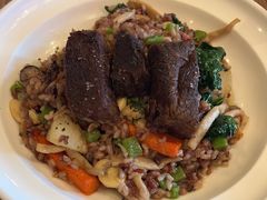 -玛格萝妮(汇智国际商业中心店)