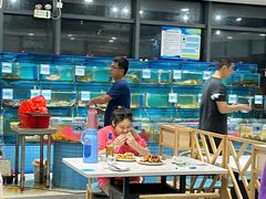 -锦里海景海鲜餐厅.三亚老字号(亚龙湾中心广场店)