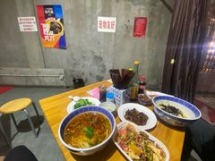 -沪西老弄堂面馆(定西路店)