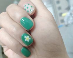 -AKIRA 安久日式美甲美睫