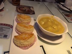-新大咀港式茶餐厅(宝山万达店)