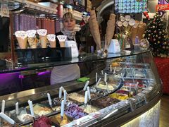 -Gelateria Dondoli