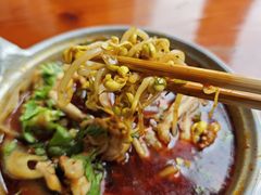 -炉小二铜锅牛蛙•川湘菜(三里屯店)