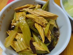 芹菜腐竹-炒豆合作社(东四总店)