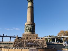 -人民防洪胜利纪念塔