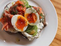 烟熏三文鱼吐司-Egg•Allday Brunch(襄阳北路店)