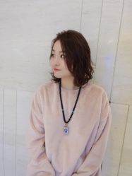 -HAIR CORNER