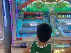 -爱玩嘉年华(龙湖杭州金沙天街店)