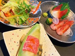 -铭牛烧肉·和牛海鲜自助(高新月牙湖店)