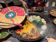 -周小明火锅(黑金冠社区店)