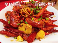 -呷呷好龙虾·湖南常德钵子菜·湘菜(公明天虹总店)