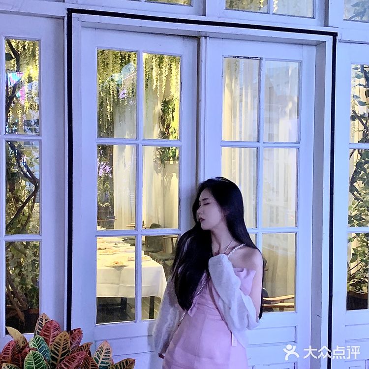 青岛啤酒节唯一室内分会场!品酒观裸眼3D