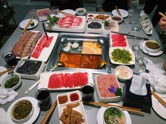 -海底捞火锅鲜切牛肉主题店(长寿路店)
