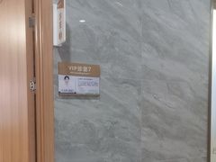 -上海仁爱医院口腔科 · 种植