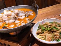 -老滇山寨•云南特色菜•地方菜•民族风情歌舞表演(金碧店)