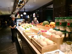 自助取餐区-半岛翡丽海鲜自助餐厅(观风亭店)